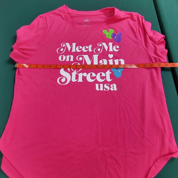 Disney Meet Me On Main Street USA short-sleeve t-shirt woman's cut size XL EUC - Picture 8 of 9